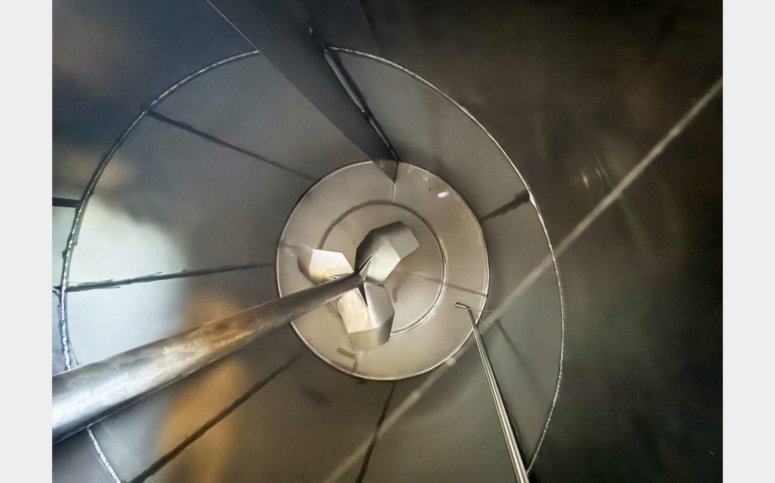 316L SS stirred tank with conical base 68.35 hl (6,835 Litres ) PIERRE GUERIN