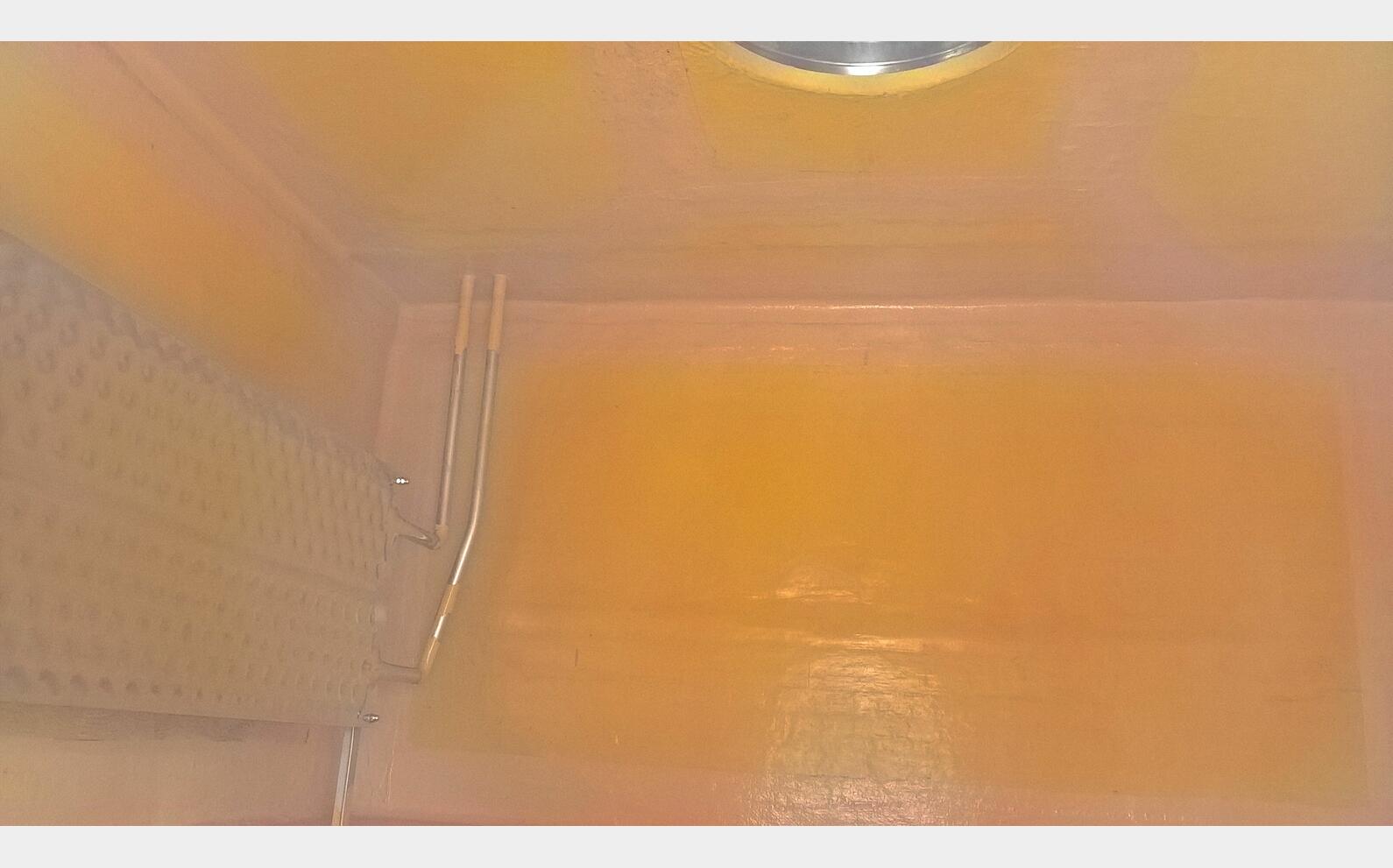 Cuve b&eacute;ton de 55 hls