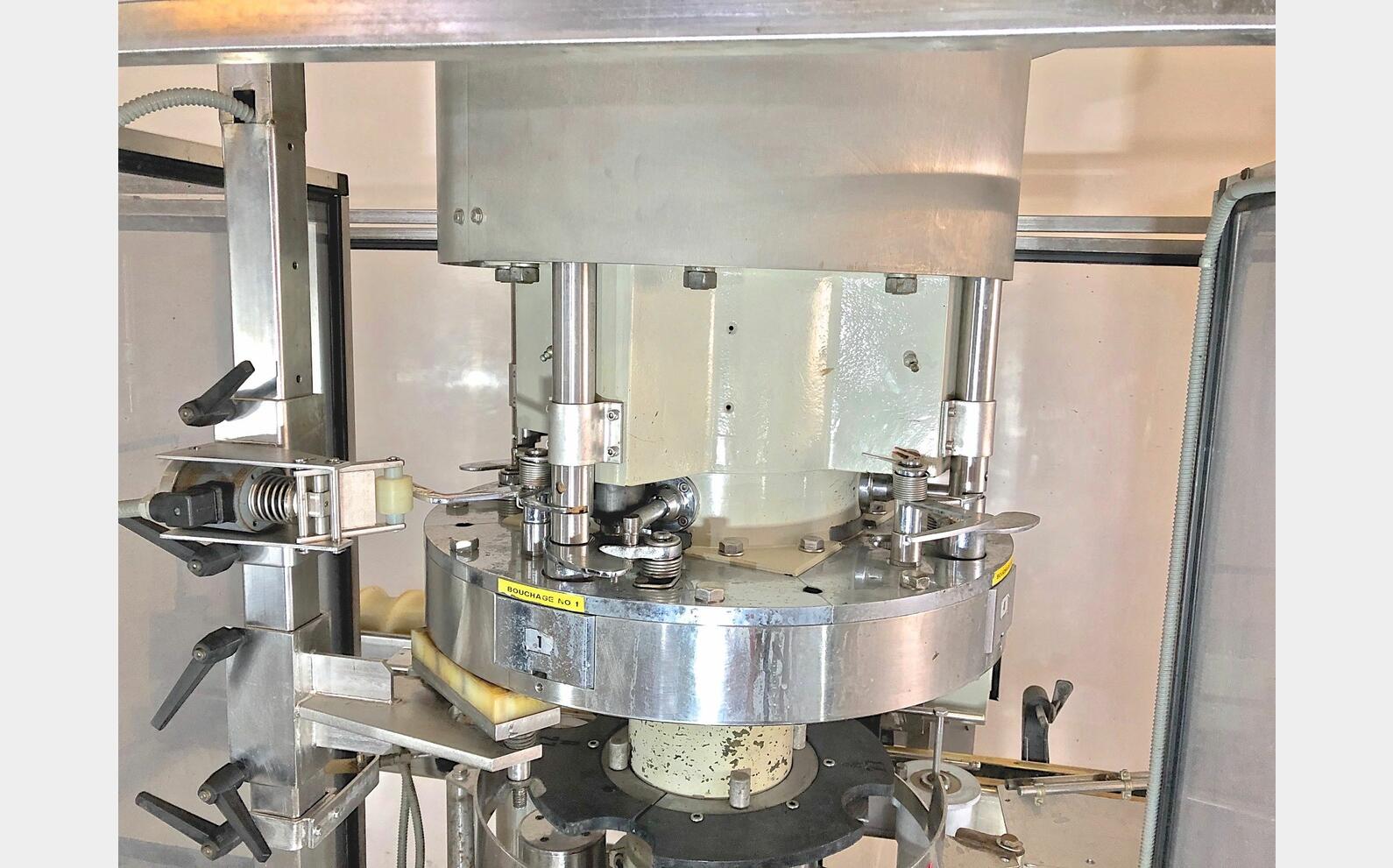 Boucheuse Bertolaso 4 t&ecirc;tes Mod&egrave;le : DELTA