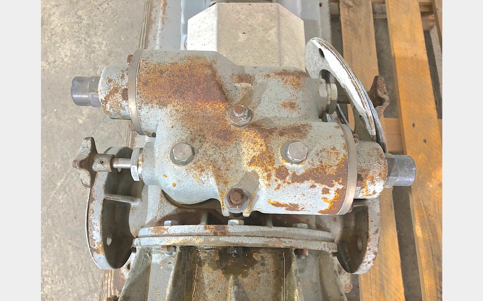 Pompe piston excentr&eacute; PU0118