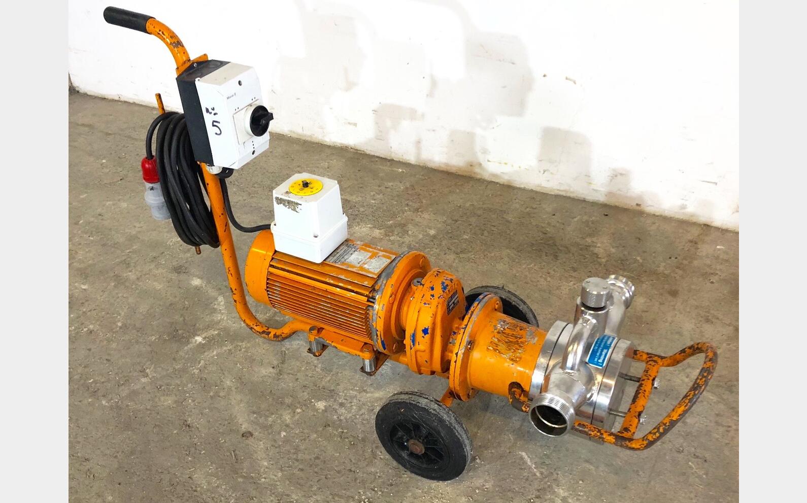 Pompe &agrave; rotor excentr&eacute; CST19