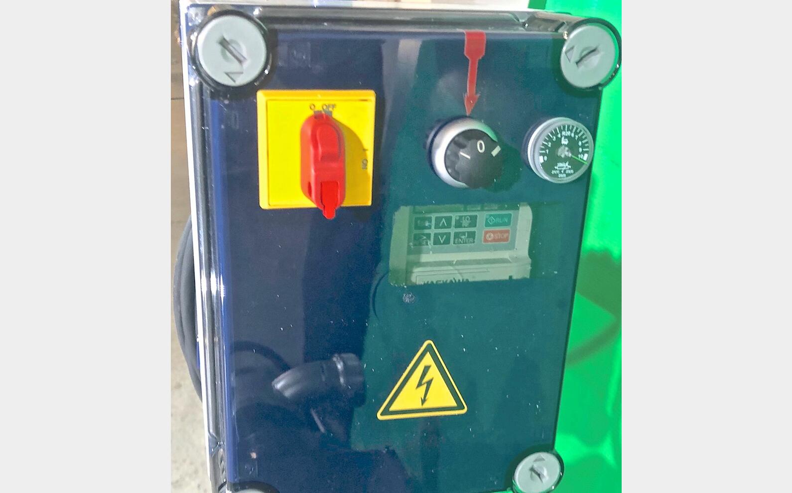 Stainless steel impeller pump 220 HL/h (22,000 litres/hour) SCHNEIDER