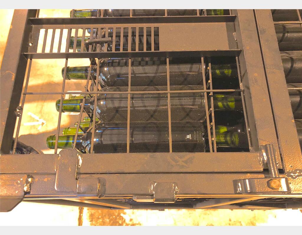 Conteneur fil ou box à bouteille pour le stockage | ARSILAC