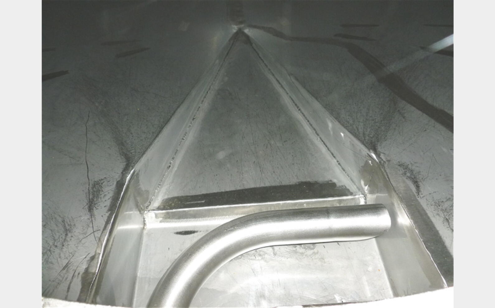 Cuve stockage INOX 316 sur pieds Agroalimentaire Marque : PIERRE GUERIN