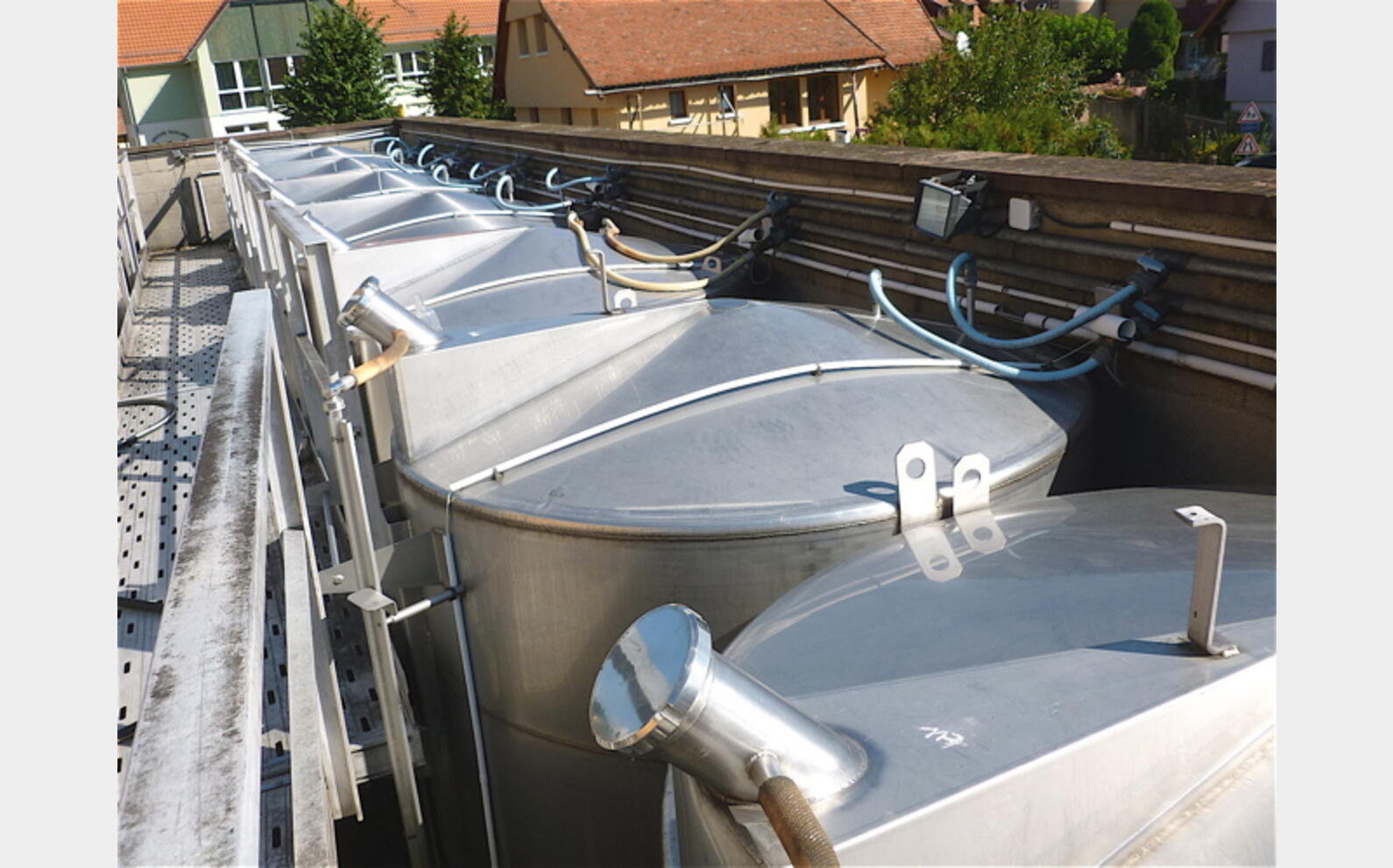 Cuve stockage INOX 316 sur pieds Agroalimentaire Marque : PIERRE GUERIN