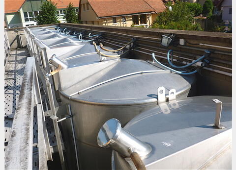 Cuve stockage INOX 316 sur pieds Agroalimentaire Marque : PIERRE GUERIN