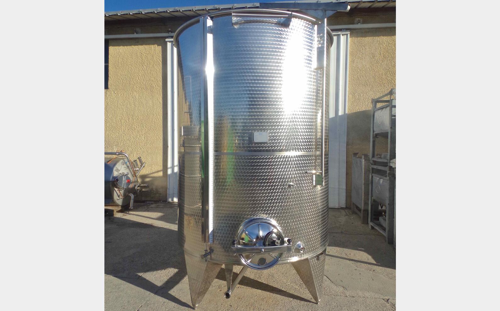 Cuve inox &agrave; chapeau flottant MATERIEL NEUF