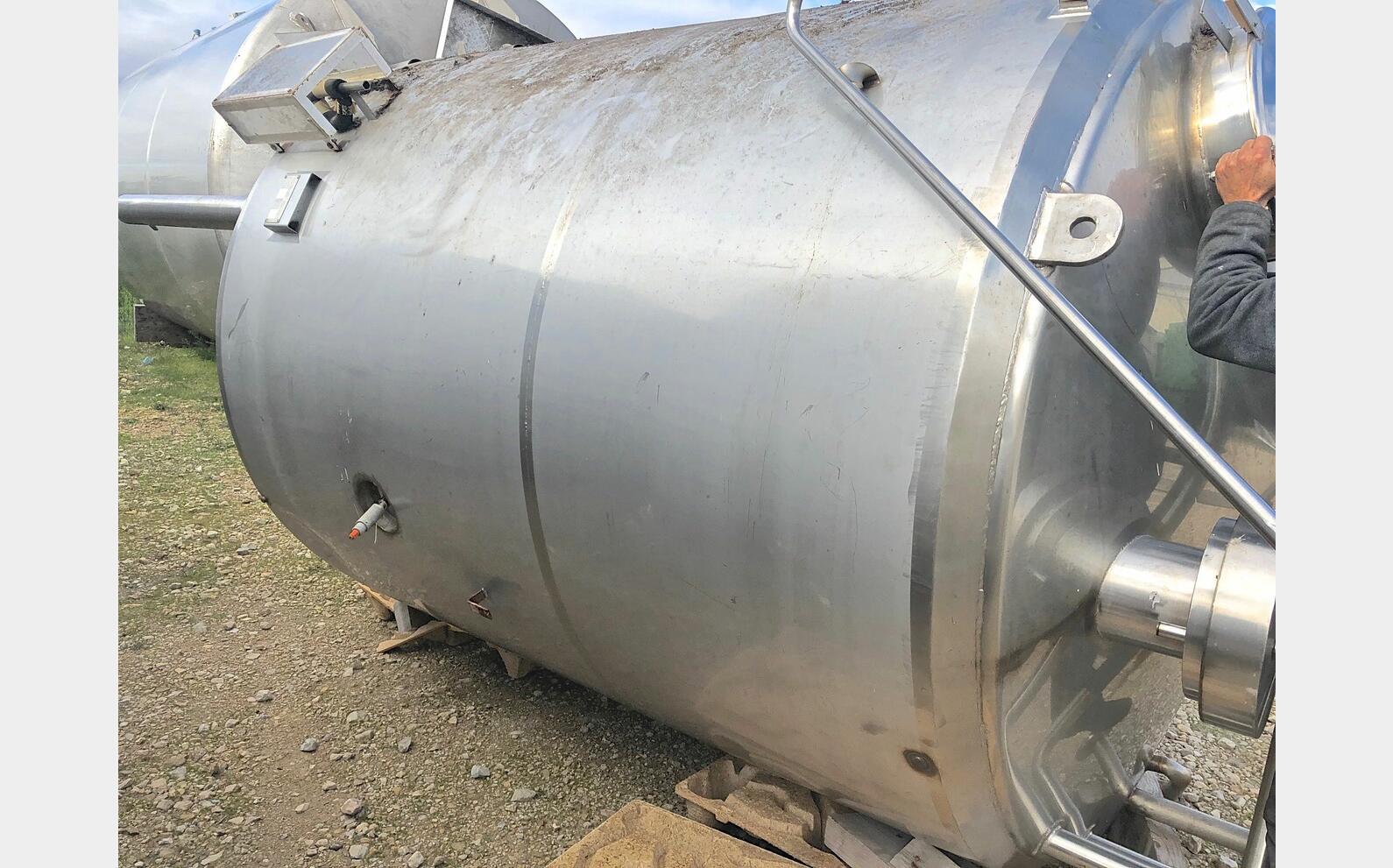 cuve inox 316L agit&eacute;e
