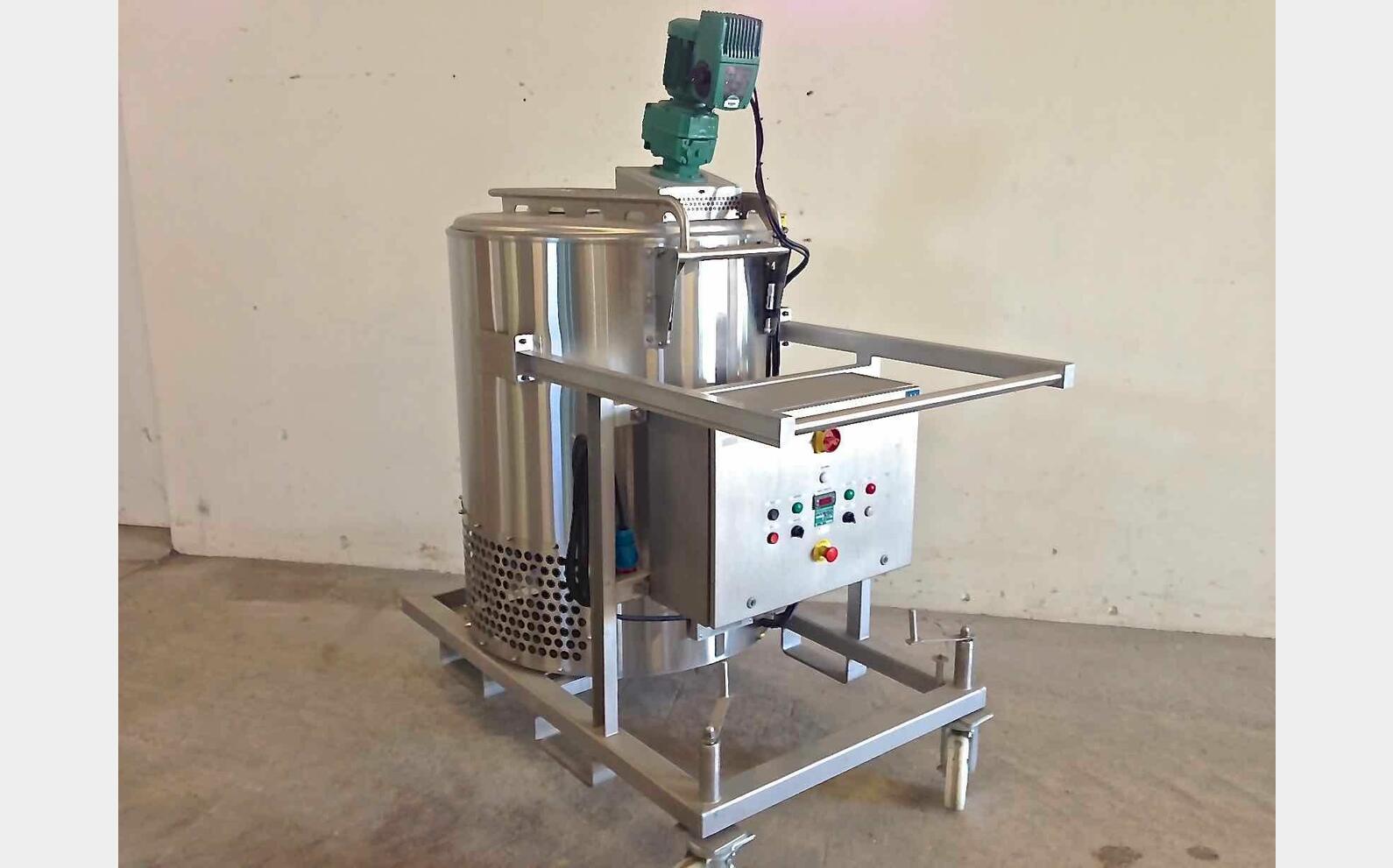 Cuve de maturation INOX 316L Ann&eacute;e : 2007 Volume : 400 litres