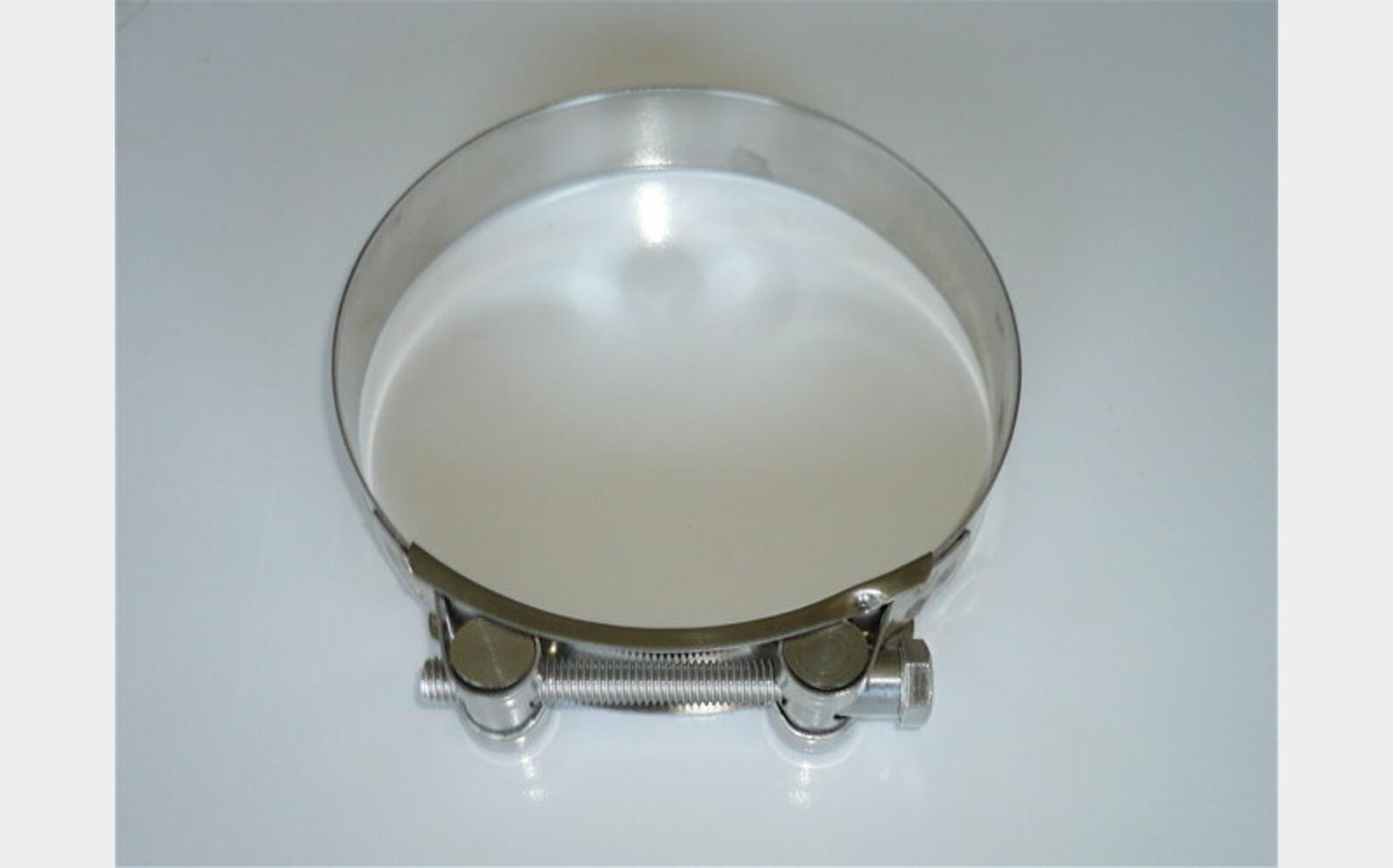 collier de serrage JAMAIS SERVI ETAT NEUF Plage : 43-47 mm