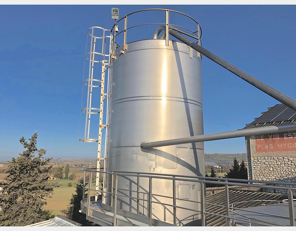 cuve stockage INOX autovidante