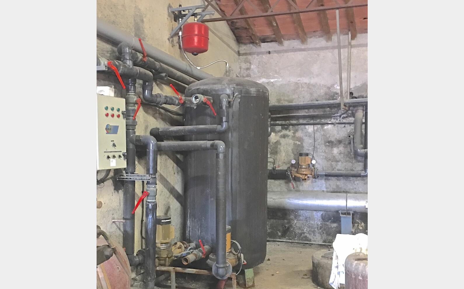 Insulated buffer tank