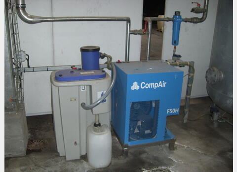 Compresseur COMPAIR avec cuve et - système de filtration