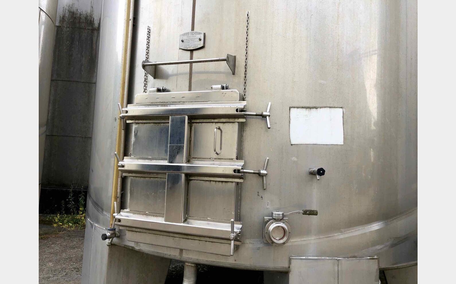 Cuve stockage inox sur pieds SCHEIBER