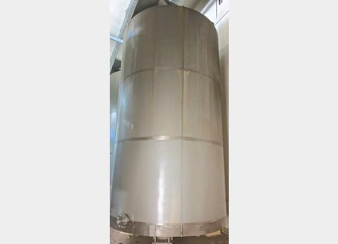 Insulated stainless steel mixing tank