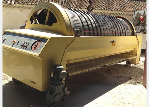 Pressoir CMMC Vaslin V&eacute;ritas