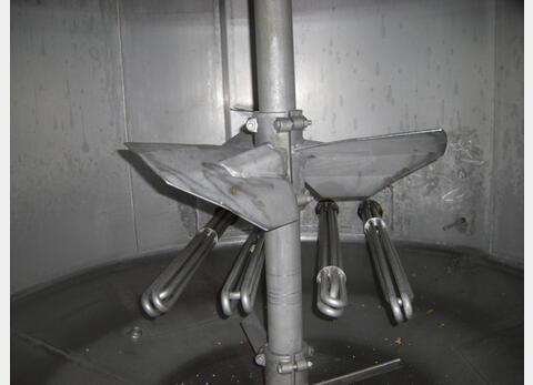 cuve INOX 304 L de 5000 litres marque : FILLAUD. Ann&eacute;e : 2000 Volume : 5.000 litres