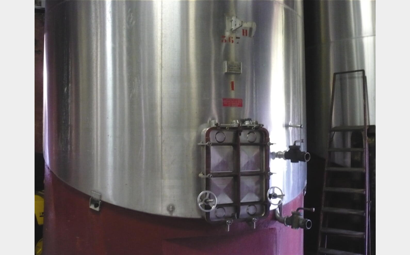 cuve stockage/vinification INOX Agroalimentaire : vin rouge Marque : PIERRE GUERIN.