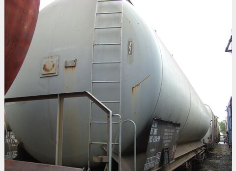 Citerne horizontale sur chassis, 81m3 - Acier Brut