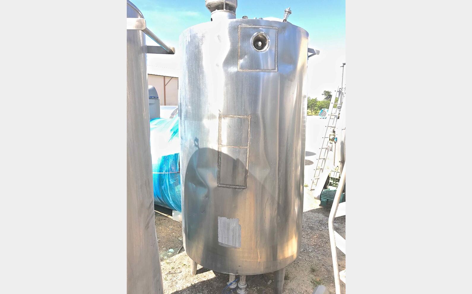 Cuve m&eacute;lange inox