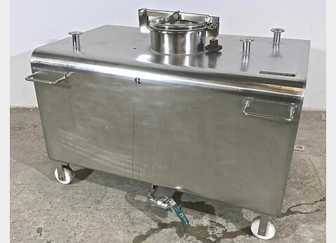 Cuve inox de stockage parall&eacute;l&eacute;pip&egrave;dique