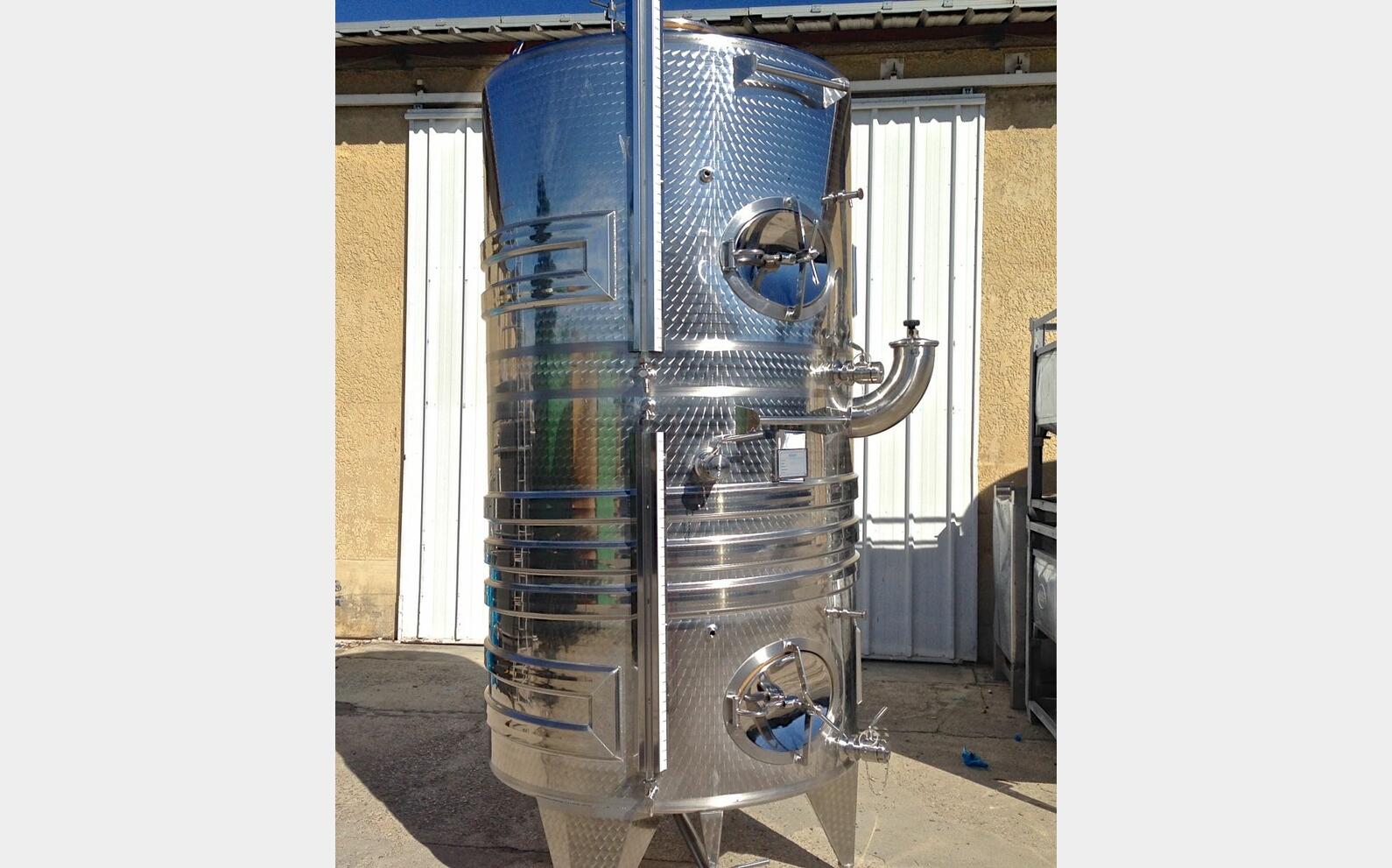 Cuve inox compartiment&eacute; refroidit MATERIEL NEUF