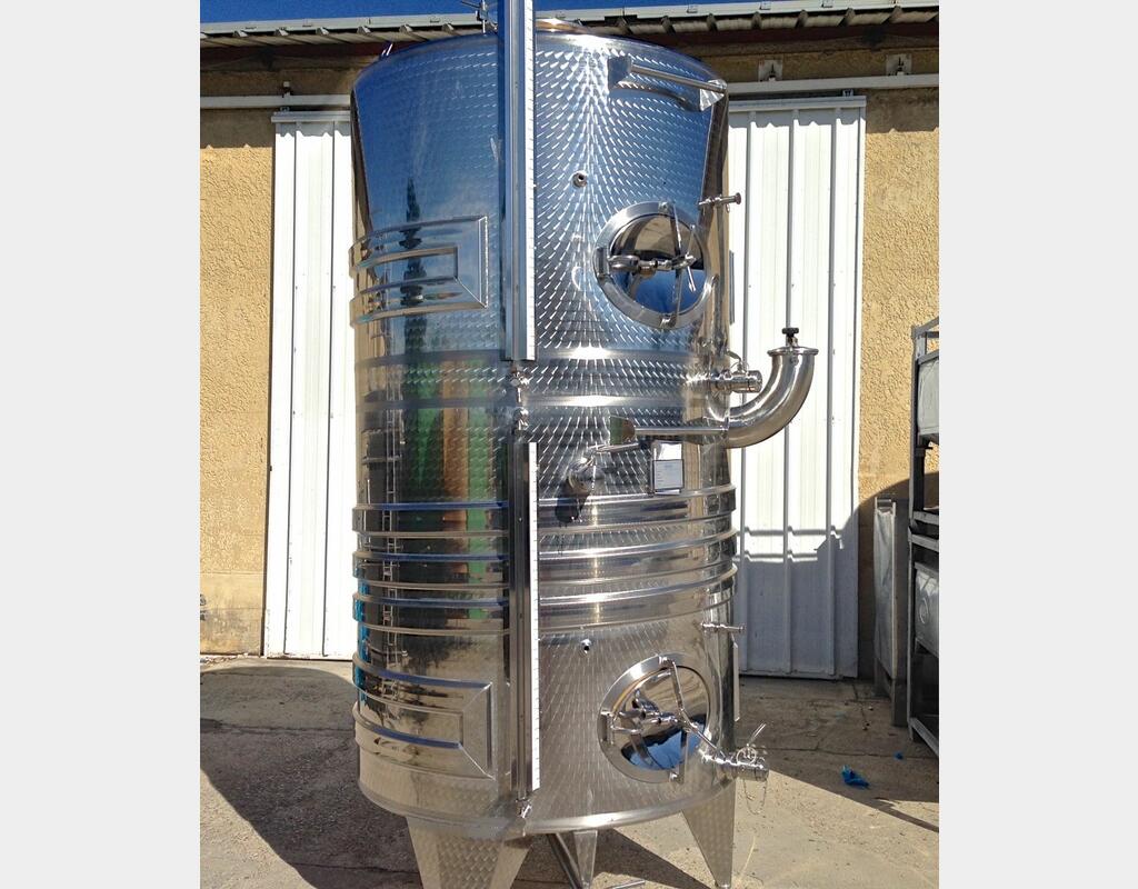 Cuve inox compartiment&eacute; refroidit MATERIEL NEUF