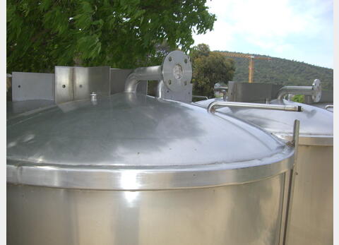 Cuve INOX 304 de 2.500 litres - Fond bombé sur pieds