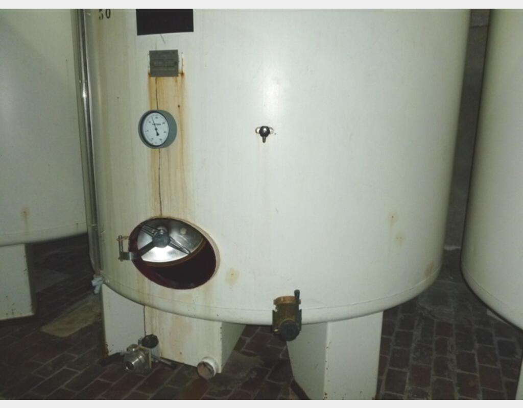 cuve stockage ACIER rev&eacute;tu Marque : SCHREIBER.