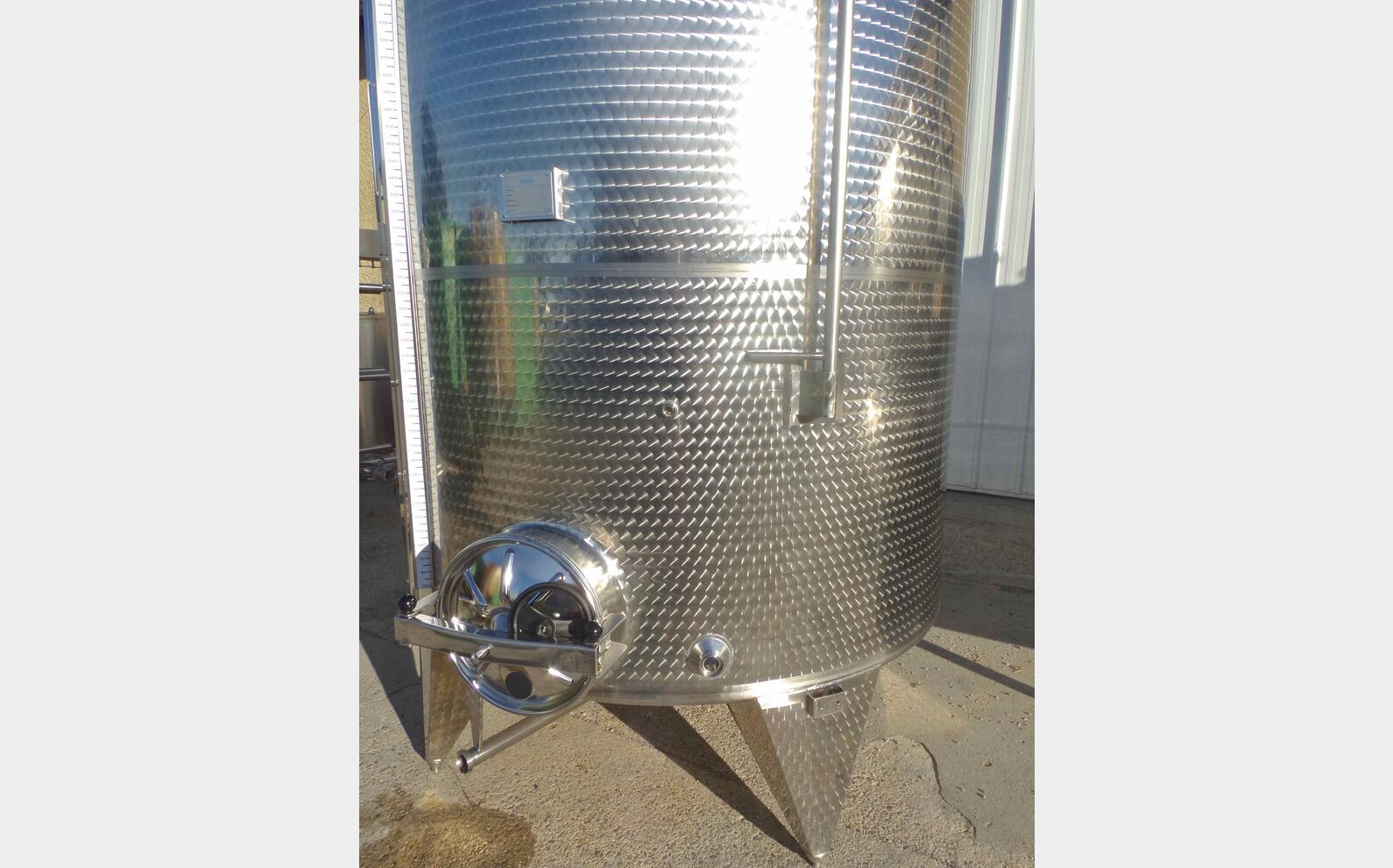 Cuve inox &agrave; chapeau flottant MATERIEL NEUF