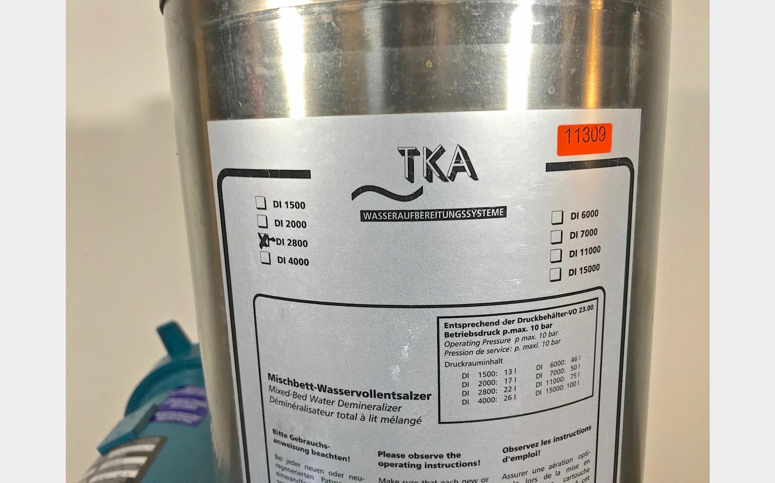 D&eacute;min&eacute;ralisateur &agrave; r&eacute;sine r&eacute;g&eacute;n&eacute;rable