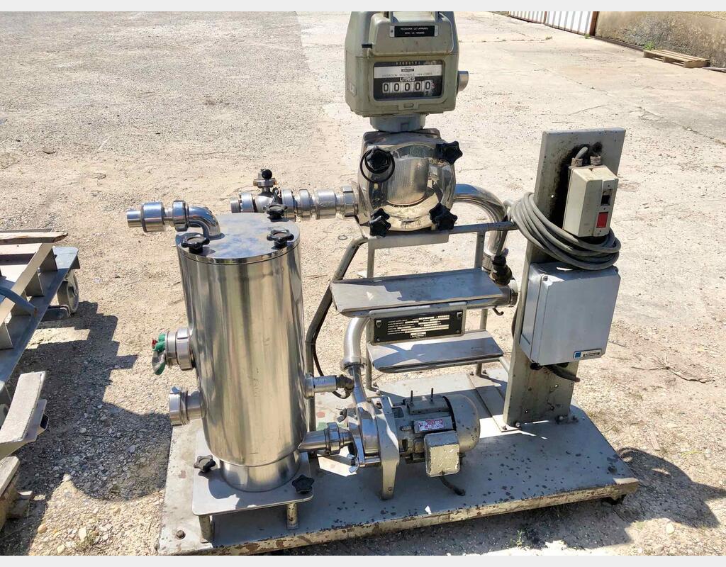 Compteur Alcool SCHLUMBERGER - Sur Skid avec pompe et filtre