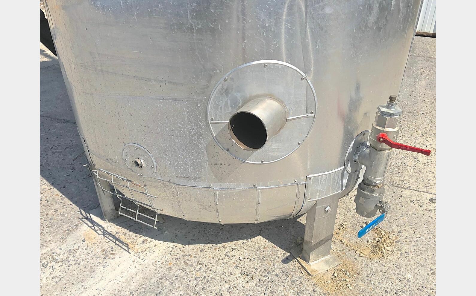 Insulated stainless steel storage tank