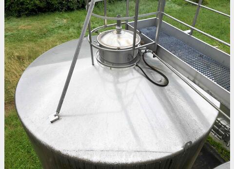 Cuve de stockage inox sur radier - Volume : 400 hectos (40000 litres)