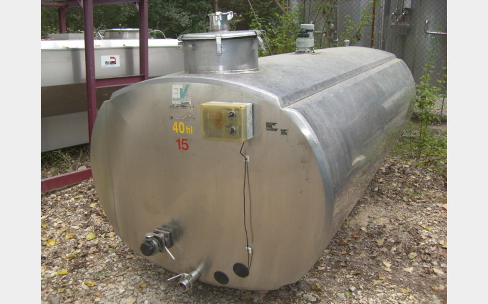 Cuve INOX horizontale de 40 Hls.