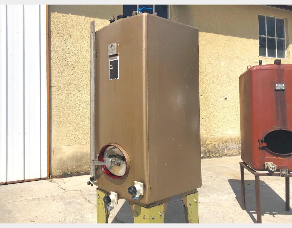 Cuve stockage acier