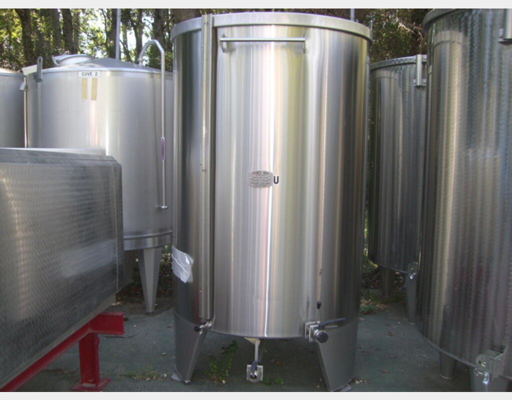 Stainless steel tank - Floating cap 30 HL (3 000 litres) BSA