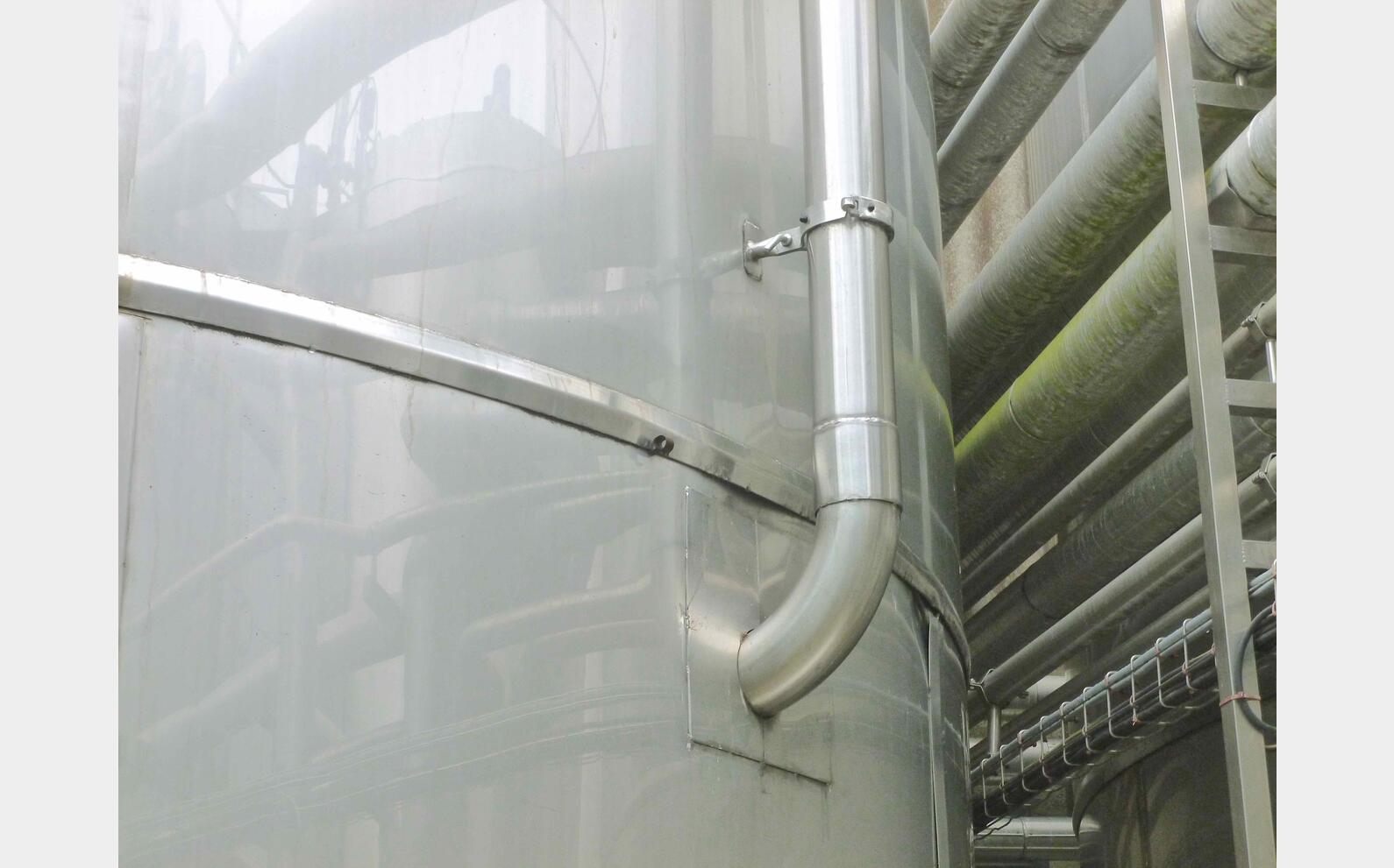 Cuve inox cylindrique verticale