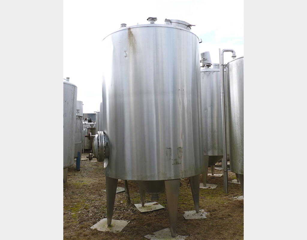 cuve isol&eacute;e r&eacute;chauff&eacute;e