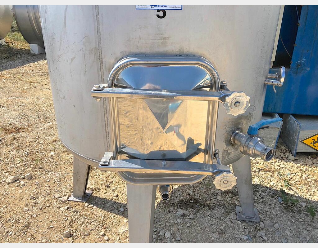 Cuve inox chapeau flottant - Volume de 2000 litres (20 hls)