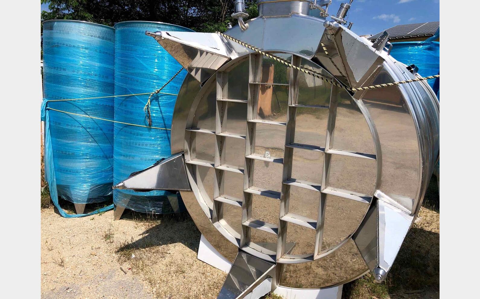 304 stainless steel tank 105 HL (10,500 liters) ARSILAC