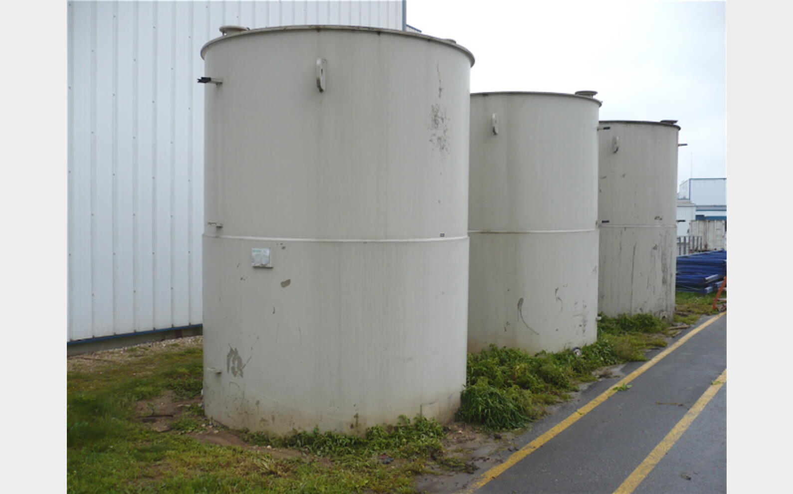 cuve de stockage PPH 11 500 L cylindrique verticale fond plat