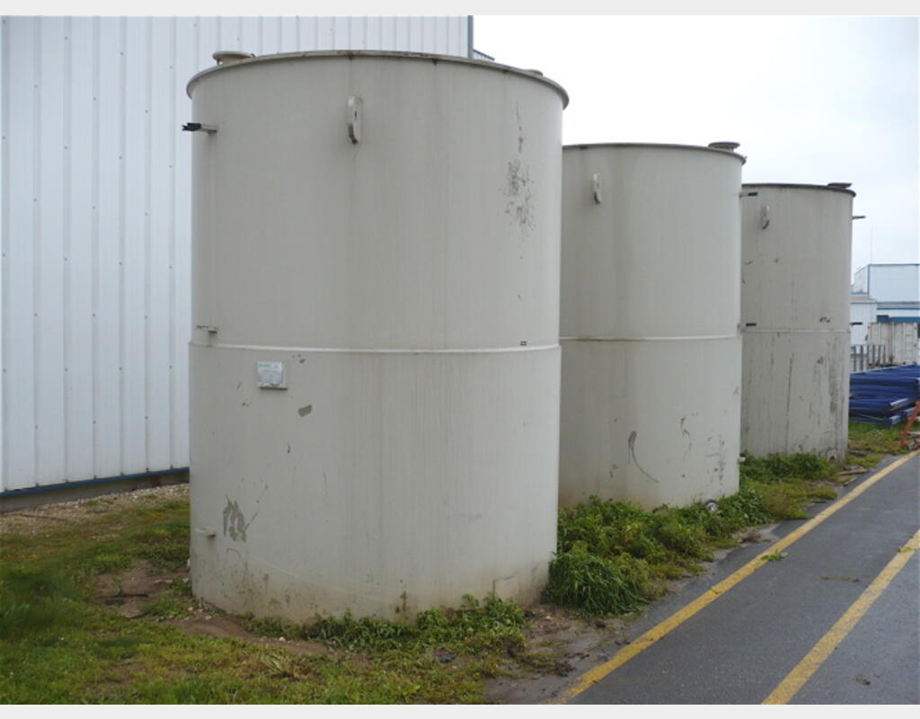 cuve de stockage PPH 11 500 L cylindrique verticale fond plat
