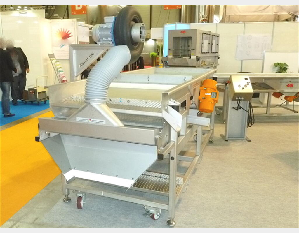 table de tri vibrante 5 &agrave; 7 T/h MATERIEL NEUF Mod&egrave;le : MISTRAL 100 NG