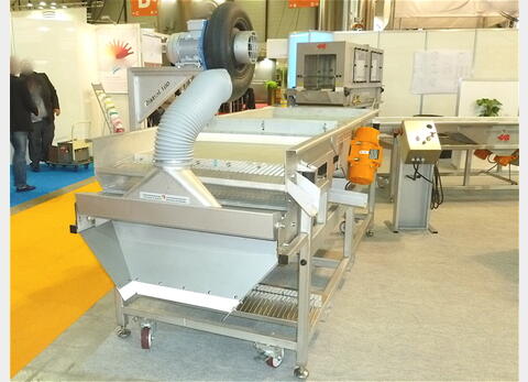 table de tri vibrante 5 &agrave; 7 T/h MATERIEL NEUF Mod&egrave;le : MISTRAL 100 NG