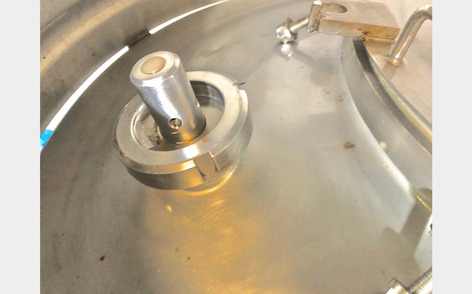 Cylindrical 304 stainless steel container