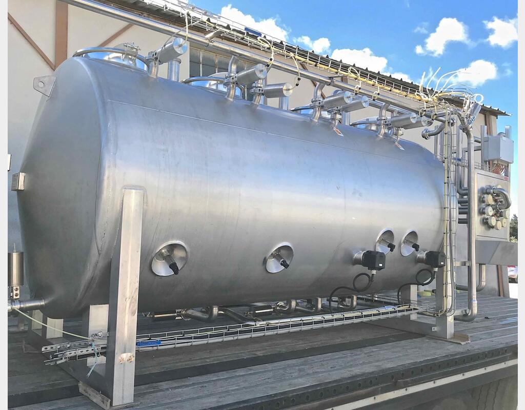 Cuve inox type NEP calorifugu&eacute; Marque : STAI Compartiment&eacute;e et calorifug&eacute;e