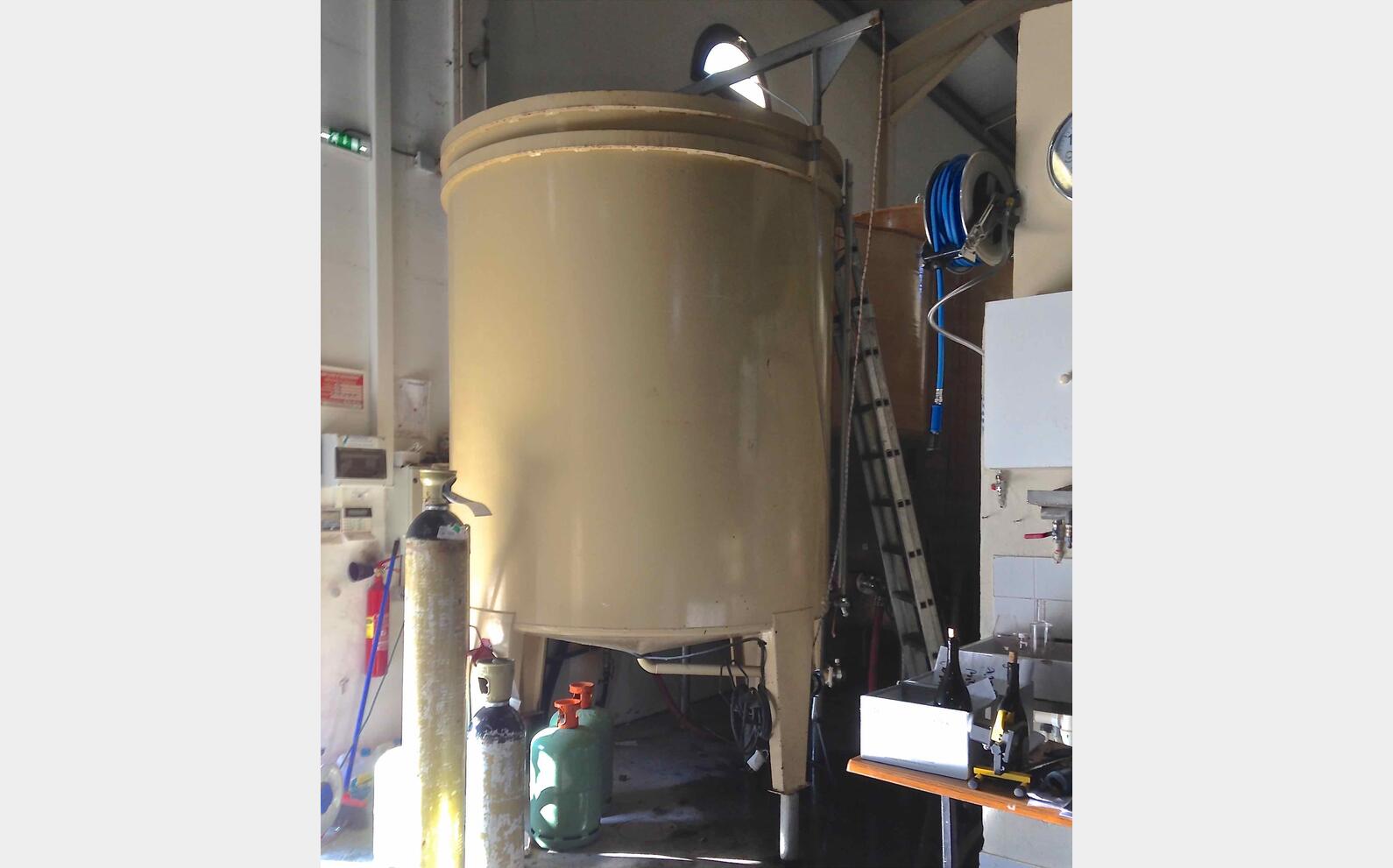 Cuve acier &eacute;maill&eacute; de 50 hls