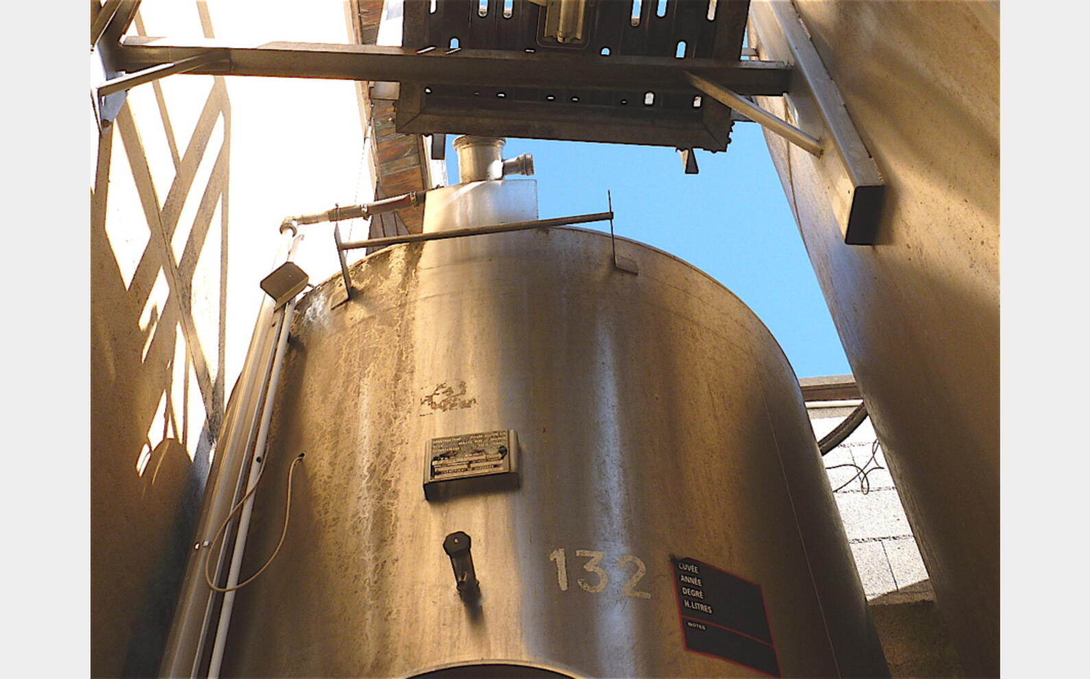 Cuve stockage INOX 316 sur pieds Agroalimentaire Marque : PIERRE GUERIN