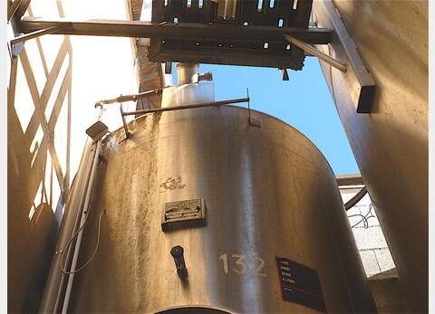 Cuve stockage INOX 316 sur pieds Agroalimentaire Marque : PIERRE GUERIN